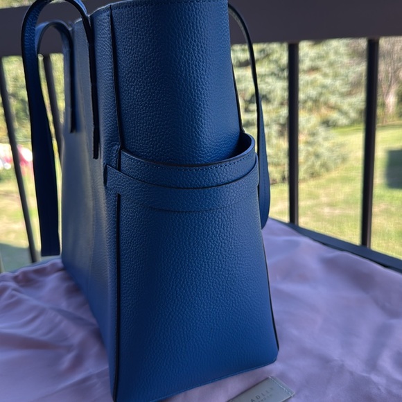 Radley London “Abingdon Road” large shoulder bag in EUC - Picture 7 of 17